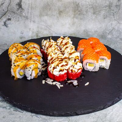 Сет Майами в ДАБЛ Роллы Пицца по цене 1939 ₽