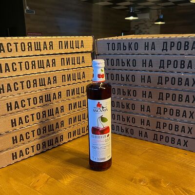 Лимонад Ascania Вишня в La Pizza Bomba на дровах по цене 190 ₽