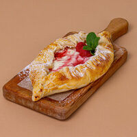 Ватрушка с творогом и малиной в Хочу Пури