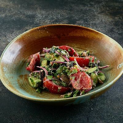 Салат по-грузински с орехами в Двор Помидор по цене 440