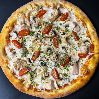 Пицца Том-ям с курицей в Pipizza по цене 940 ₽