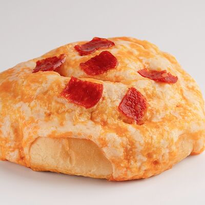 Булочка Пеперони в Love Buns по цене 299 ₽