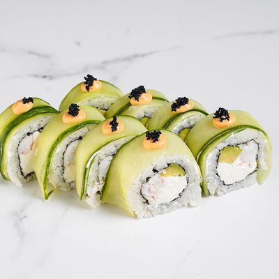 Фреш ролл с креветкой в Ёбисан по цене 799 ₽