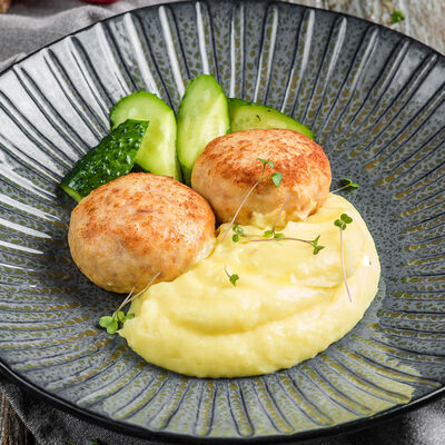 Куриные котлеты в Пряности & Радости на Московском по цене 430 ₽