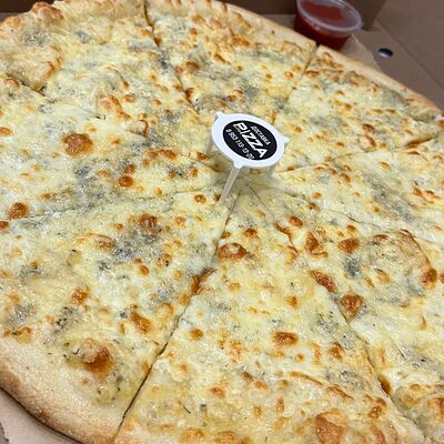 Пицца Сырный микс в Pizza life по цене 600 ₽