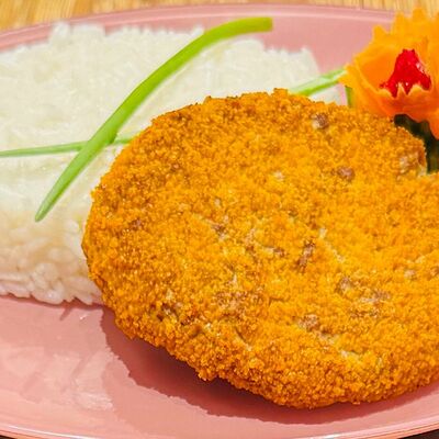 Котлета из горбуши с рисом в Три печки по цене 460 ₽