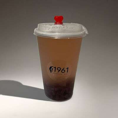 Чай с клюквой и розмарином в Bubble tea bar 1961 по цене 440 ₽