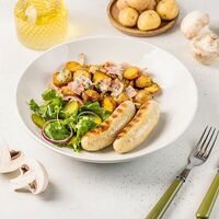 Колбаски мюнхенские с печёным картофелем, маринованным луком, обжаренным беконом и сладкой горчицей в АндерСон