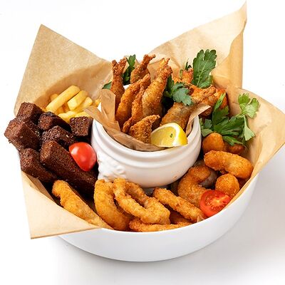 Ассорти из горячих закусок Рыбное в Максимилианс по цене 2890 ₽