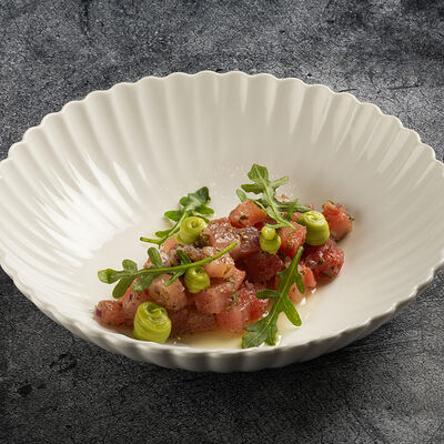 Тартар тунец в BeerLogovo по цене 590 ₽