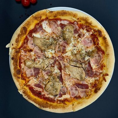Пицца Мясная в ЛаВеранда по цене 820 ₽