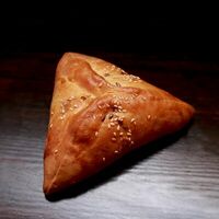 Хачапури с ветчиной и сыром в Даниш пекарня