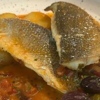 Сибас по-средиземноморски в Only Wine