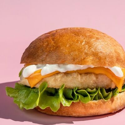 Курочка-булочка Чикенбургер в Shveik по цене 295 ₽