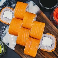 Ролл Филадельфия в Sushi Time