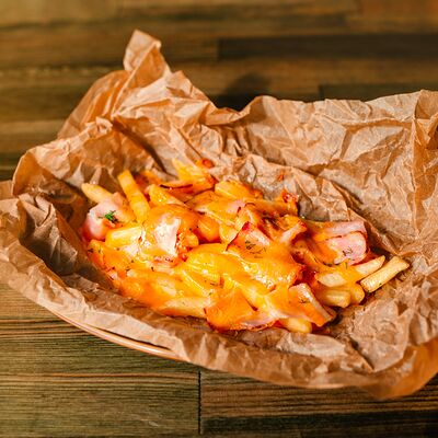 Фри бэк с чеддером в Булл Вар по цене 677 ₽