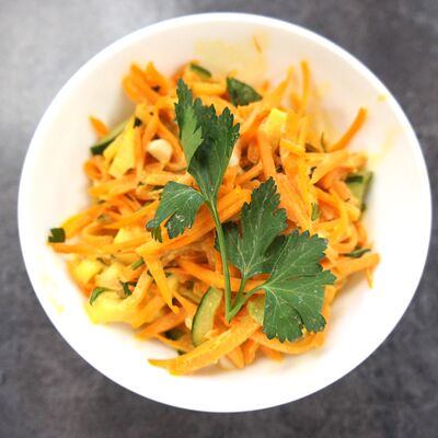 Морковь по-корейски в Луч по цене 120 ₽