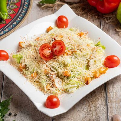 Цезарь с курицей в Вкус востока по цене 409 ₽
