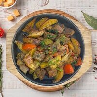 Говядина с овощами в Солянка