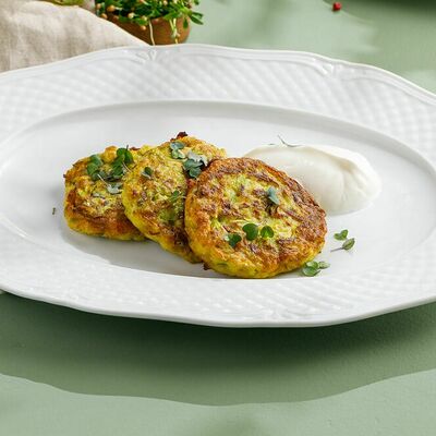 Оладьи из цукини со сметаной в DiDi по цене 490 ₽