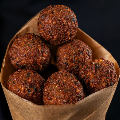 Фалафель в Shot Dogs убойные хот-доги по цене 150 ₽