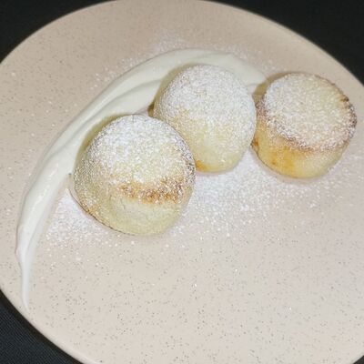 Сырники из творога в Сытый мишка по цене 265 ₽