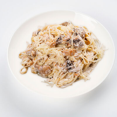 Паста феттуччине с курицей в Unit по цене 600 ₽