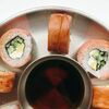 Запечённая Филадельфия с тунцом, авокадо и огурцом в Da Sushi по цене 20