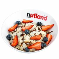 Фруктовый панкейк салат в Nutland