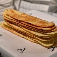 Крекеры с розмарином в Premium bakery Andre