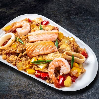 Теппаньяки рис с морепродуктами в Вкусно Суши по цене 529