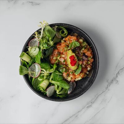 Тартар из лосося в Buffalero di Mare по цене 2400 ₽