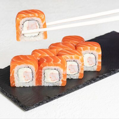 Филадельфия 3 грани с креветкой в Суши Boom по цене 1406 ₽