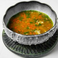 Пряный суп с говядиной и нутомв Grand Кафе Натахтари