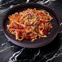 Wok с курицей в Суши Тайм