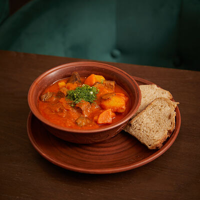 Азу по-татарски в Плюшка по цене 710 ₽