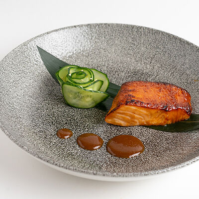 Лосось в мисо-соусе в Under the sea по цене 1090 ₽