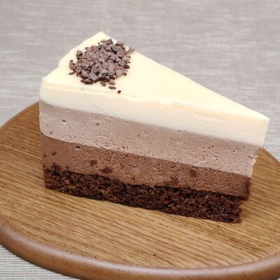 Три шоколада в Кафе-пекарня Susser по цене 350 ₽