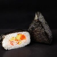 Онигири Калифорния в RED DRAGON SUSHI