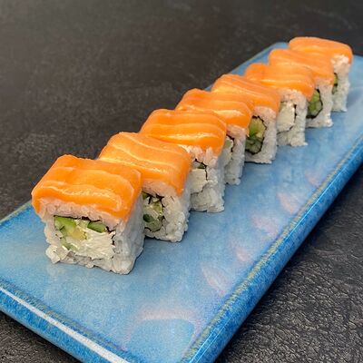 Сливочный лосось в Лосось Sushi & Oysters по цене 660 ₽