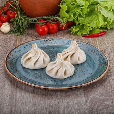 Хинкали с сыром 3 шт в Грузинский дворик по цене 360 ₽