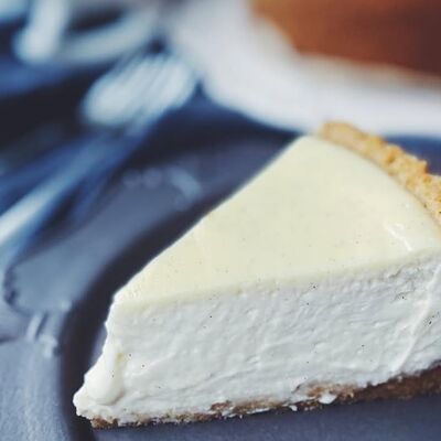 Чизкейк Клубничный райв Твоя удача по цене 415 ₽