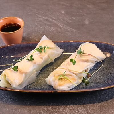 Спринг-ролл с курицей в Бай Тай по цене 620 ₽