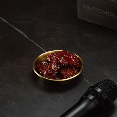 Томаты вяленые в Интонация по цене 450 ₽