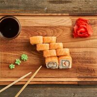 Ролл Филадельфия с креветкой в Luna lounge