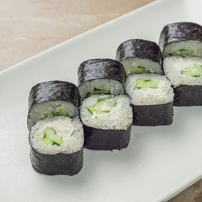 Ролл Маки с огурцом и сыром в Бали по цене 248 ₽