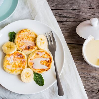 Сырники со сгущенкой 2 шт в Бакинский Chef по цене 220 ₽