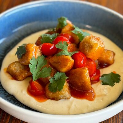 Салат с хрустящими баклажанами в Акапулько по цене 540 ₽