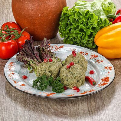 Стручковая фасоль с грецким орехом в Грузинский дворик по цене 330 ₽