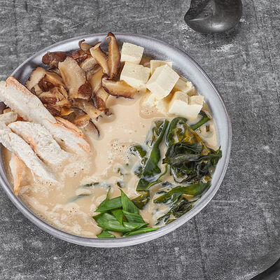 Суп Мисо сливочный с курицей в Sushi Master по цене 15 р.